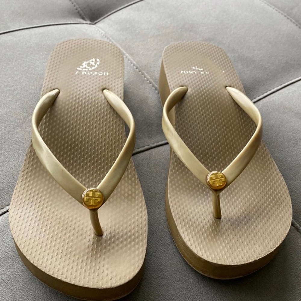 Tory Burch Sandals/Flip Flops